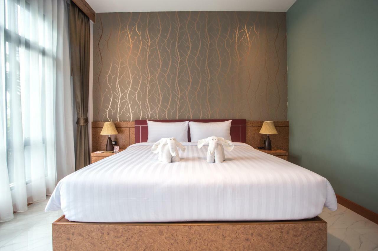 Eireann Boutique Hotel Prakhon Chai Extérieur photo
